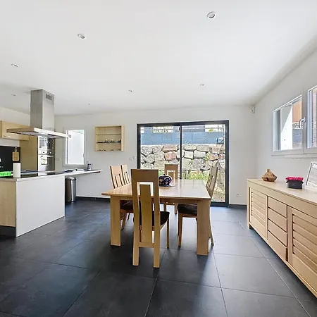 Maison Spacieuse Equipee Dolet アパート *